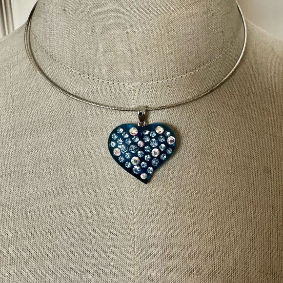 Blue Heart Pendant Choker with Rhinestones 💙 - Picture 1 of 7